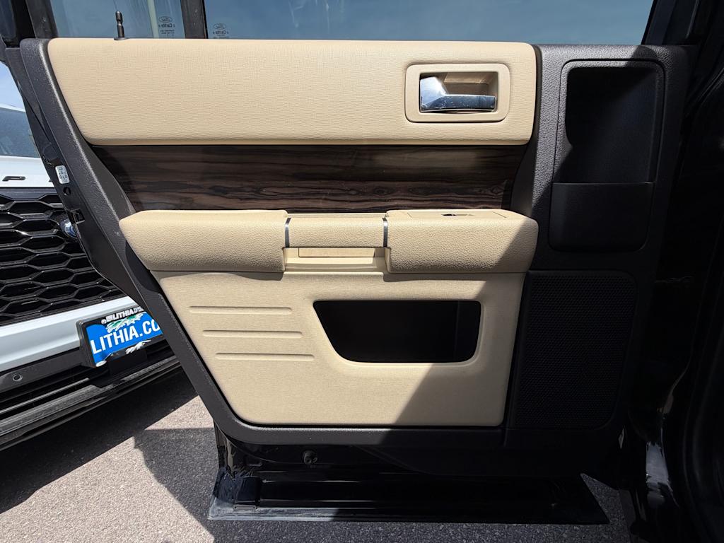 Thumbnail: 2019 Ford Flex - 24