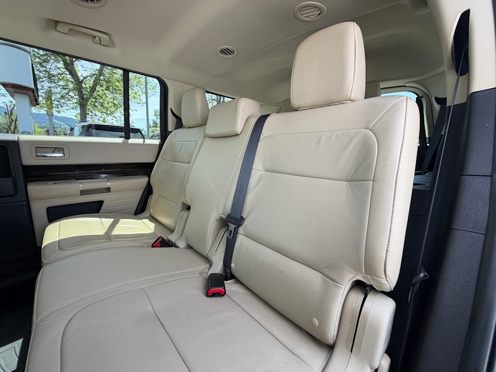 Thumbnail: 2019 Ford Flex - 8