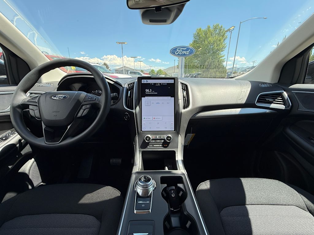 Thumbnail: 2024 Ford Edge - 11