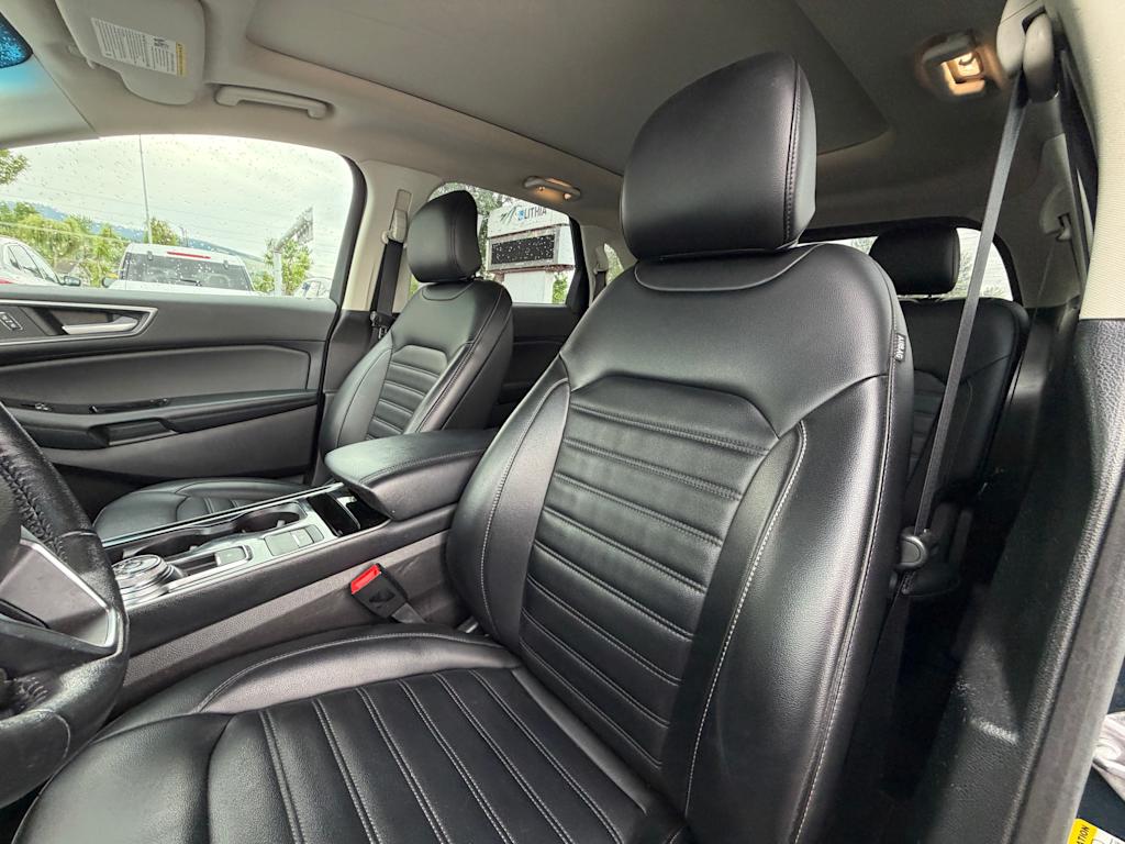 Thumbnail: 2019 Ford Edge - 8
