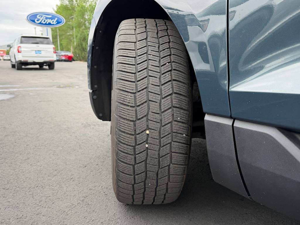 Thumbnail: 2019 Ford Edge - 33