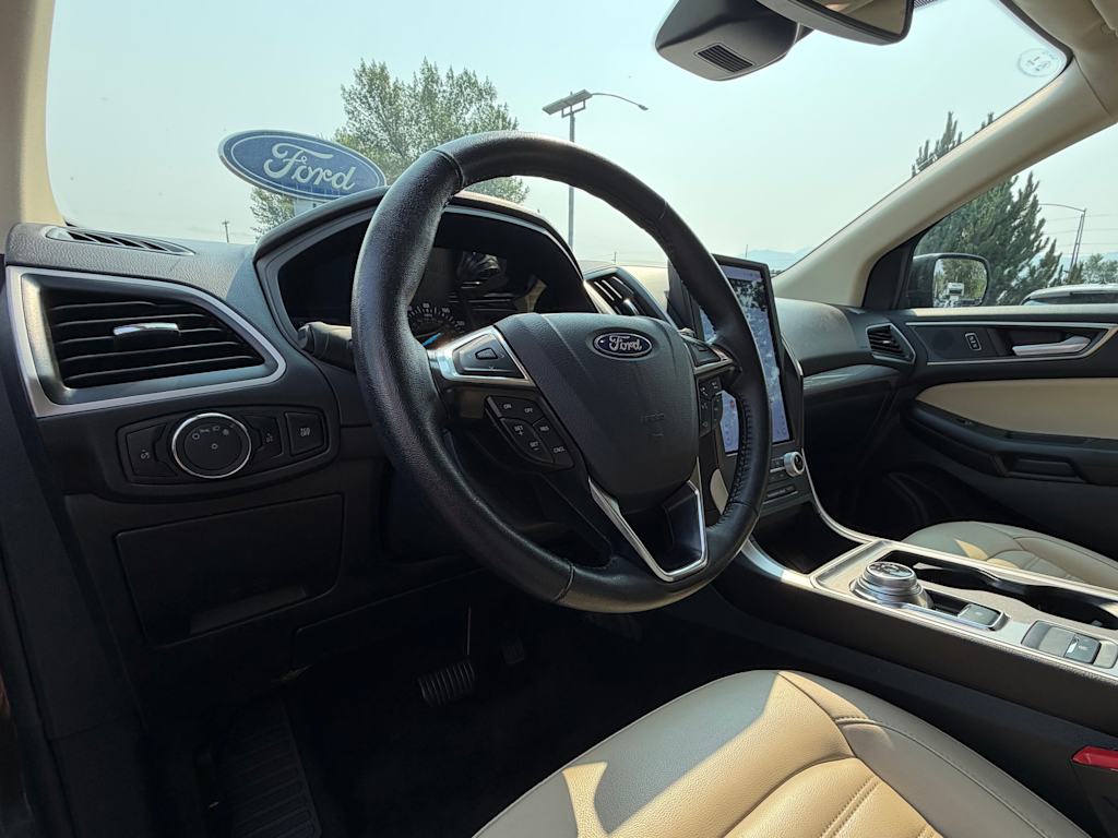 Thumbnail: 2024 Ford Edge - 2