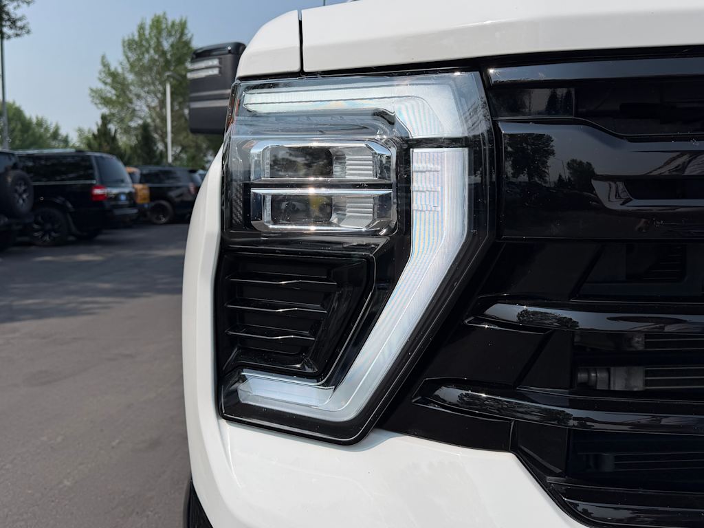 Thumbnail: 2025 Chevrolet Silverado 3500 - 17