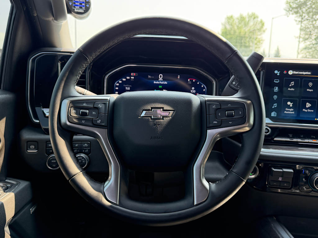 Thumbnail: 2025 Chevrolet Silverado 3500 - 8