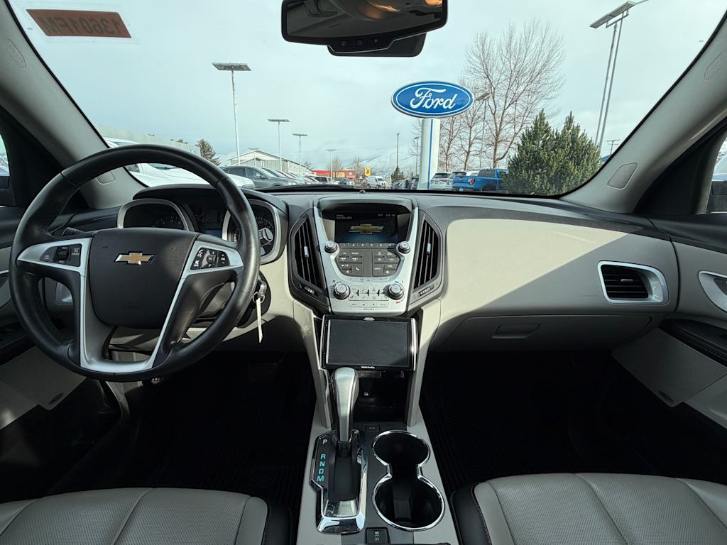 Thumbnail: 2012 Chevrolet Equinox - 10