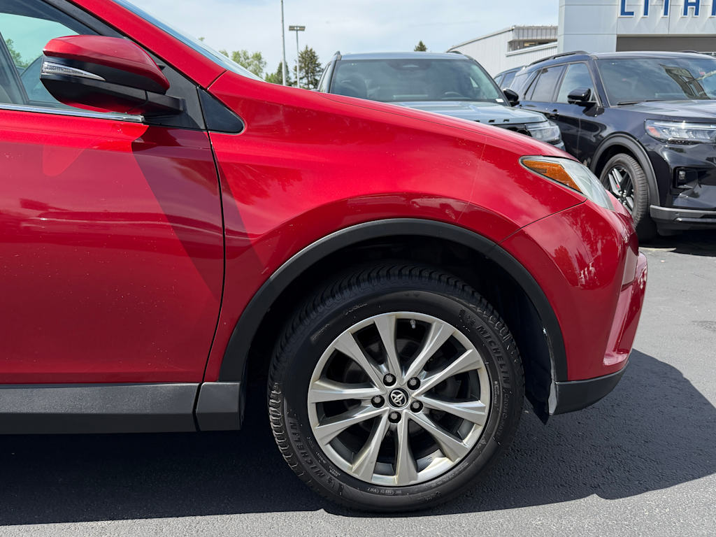 Thumbnail: 2017 Toyota RAV4 - 6