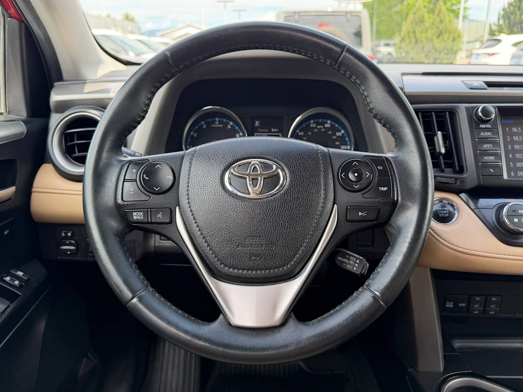 Thumbnail: 2017 Toyota RAV4 - 7