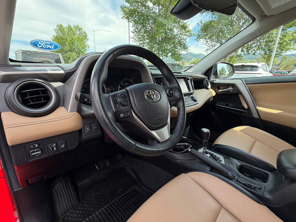 Thumbnail: 2017 Toyota RAV4 - 2
