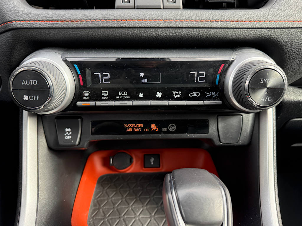 2022 Toyota RAV4 Adventure 21