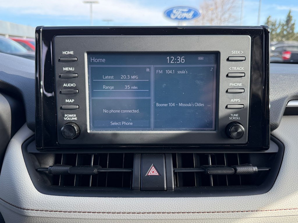 2019 Toyota RAV4 XLE 12