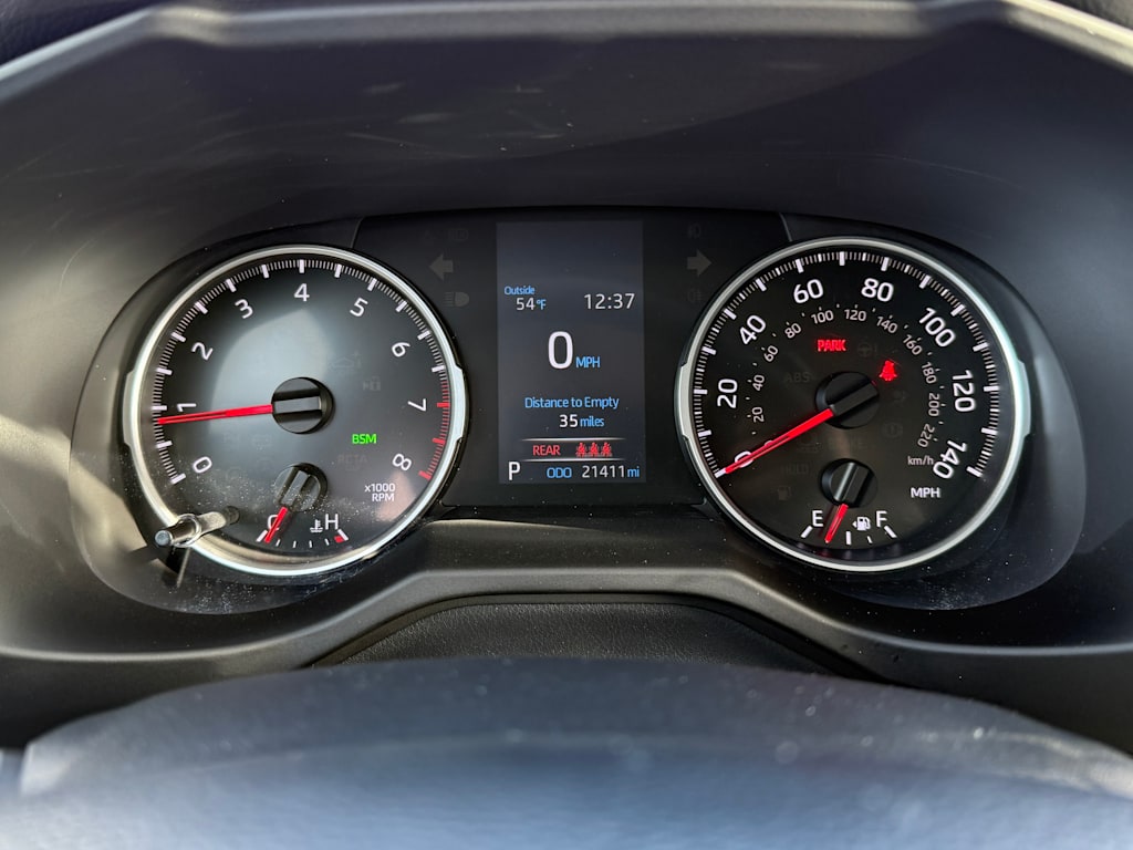 2019 Toyota RAV4 XLE 14