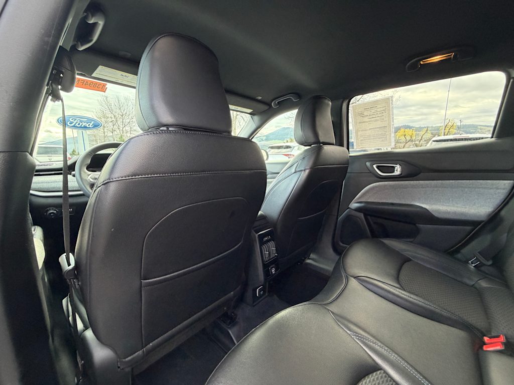 Thumbnail: 2024 Jeep Compass - 29