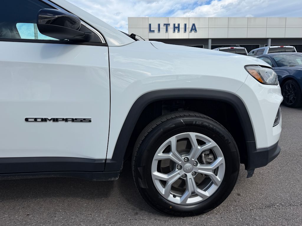 Thumbnail: 2024 Jeep Compass - 7