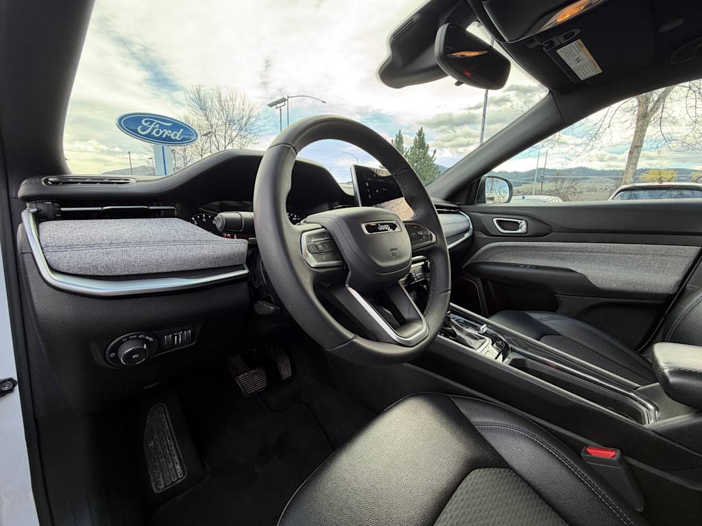 Thumbnail: 2024 Jeep Compass - 3