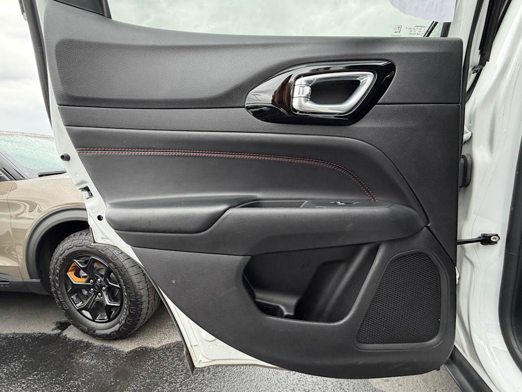 Thumbnail: 2025 Jeep Compass - 26