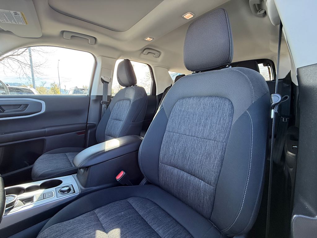 Thumbnail: 2023 Ford Bronco Sport - 9