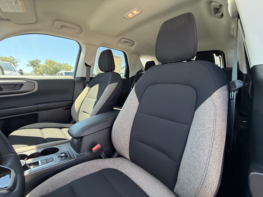 Thumbnail: 2025 Ford Bronco Sport - 9