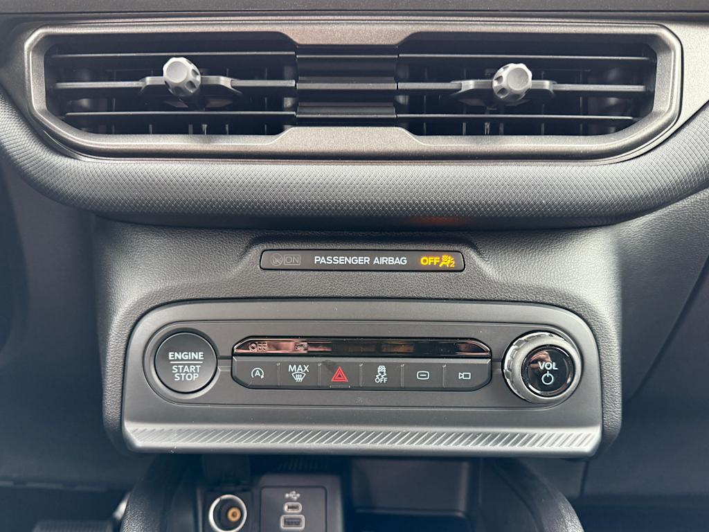 Thumbnail: 2025 Ford Bronco Sport - 22