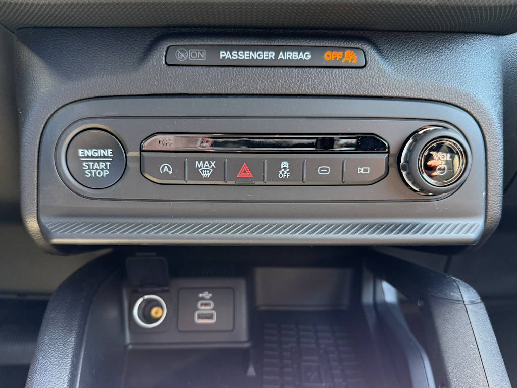 Thumbnail: 2025 Ford Bronco Sport - 21