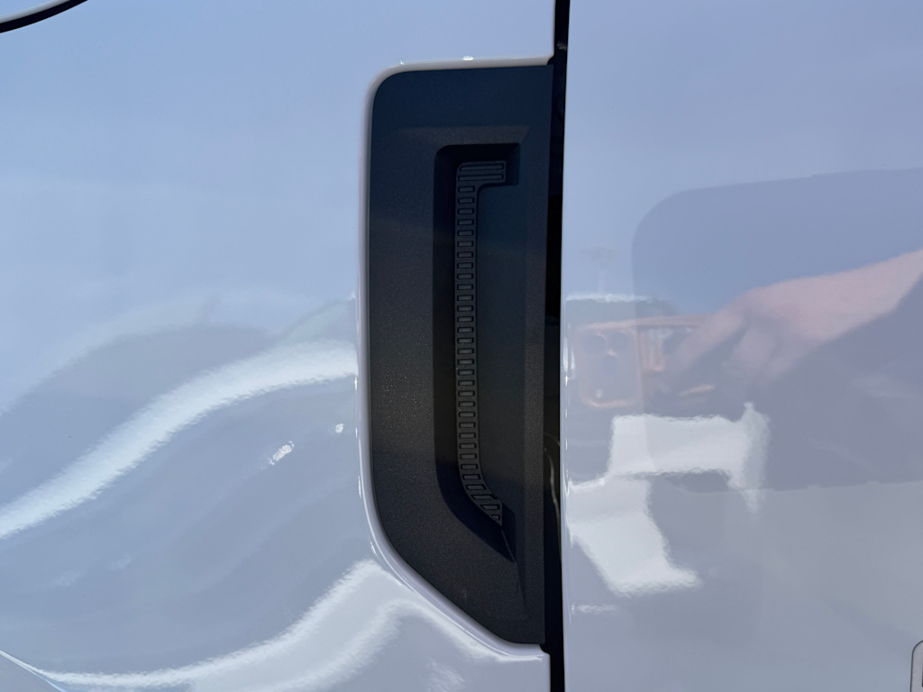 Thumbnail: 2025 Ford Bronco Sport - 28