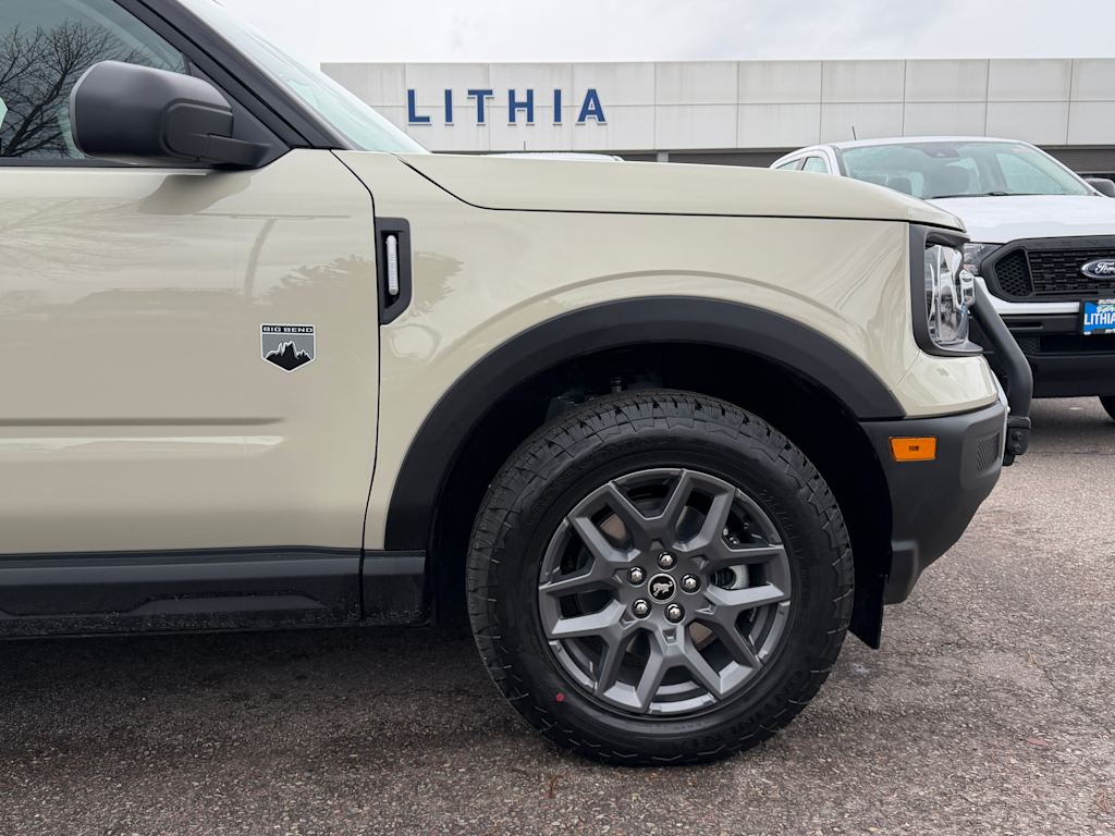 Thumbnail: 2025 Ford Bronco Sport - 7