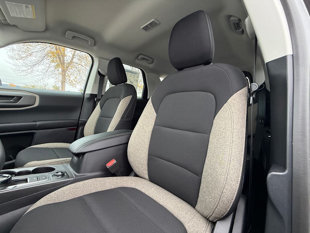 Thumbnail: 2025 Ford Bronco Sport - 9