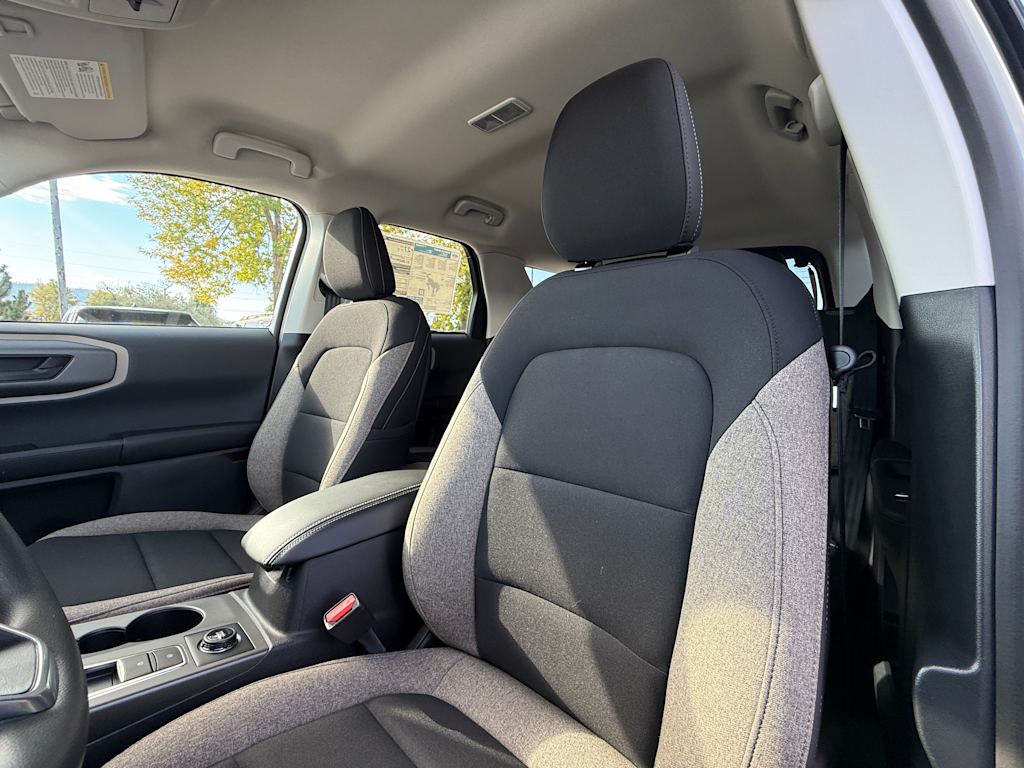 Thumbnail: 2025 Ford Bronco Sport - 9