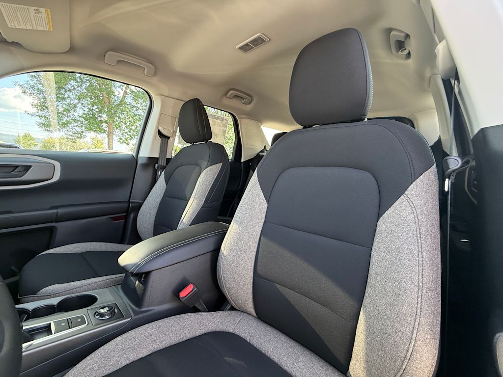 Thumbnail: 2025 Ford Bronco Sport - 9