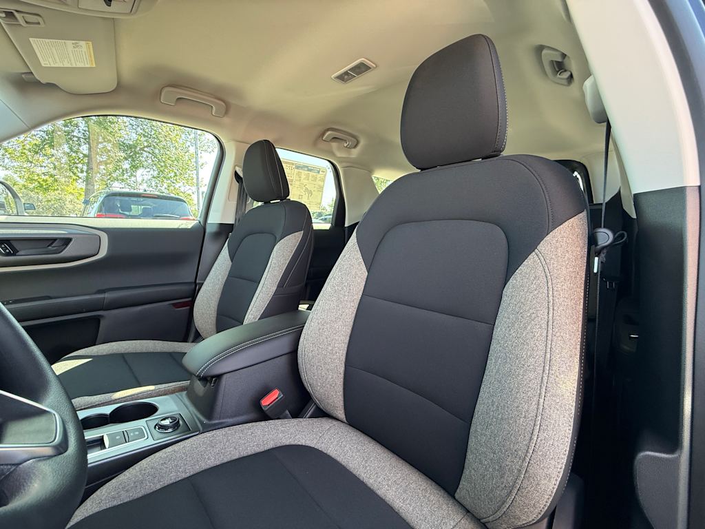 Thumbnail: 2025 Ford Bronco Sport - 9