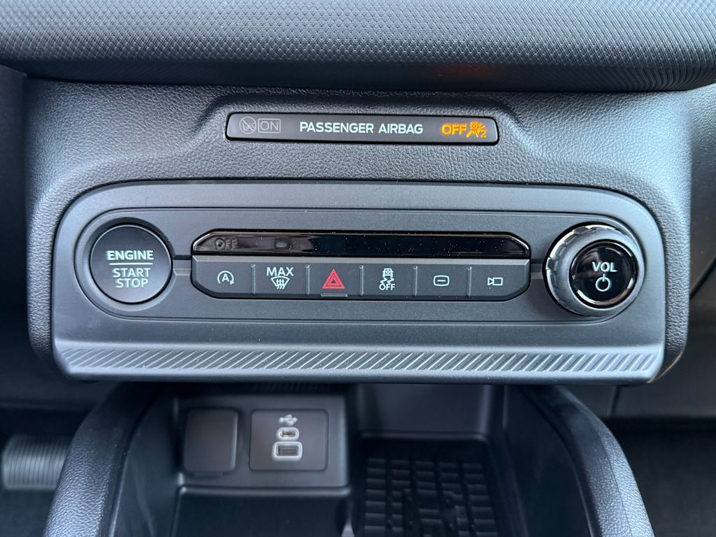 Thumbnail: 2025 Ford Bronco Sport - 23