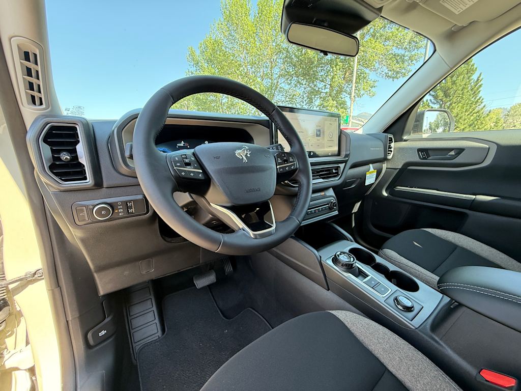 Thumbnail: 2025 Ford Bronco Sport - 2