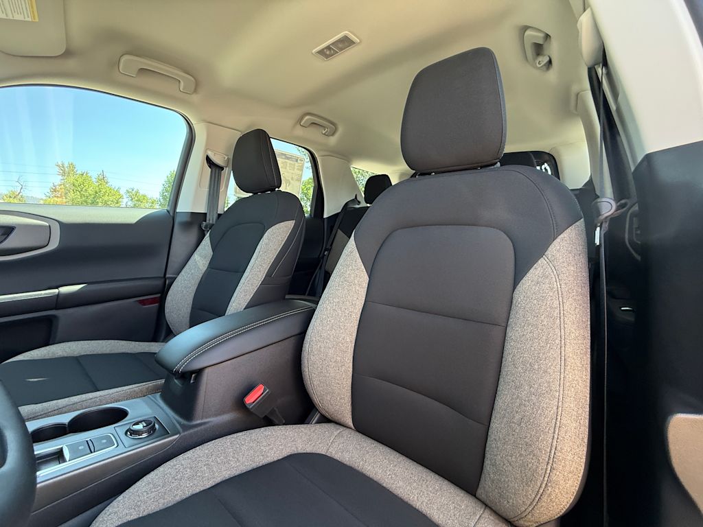 Thumbnail: 2025 Ford Bronco Sport - 9