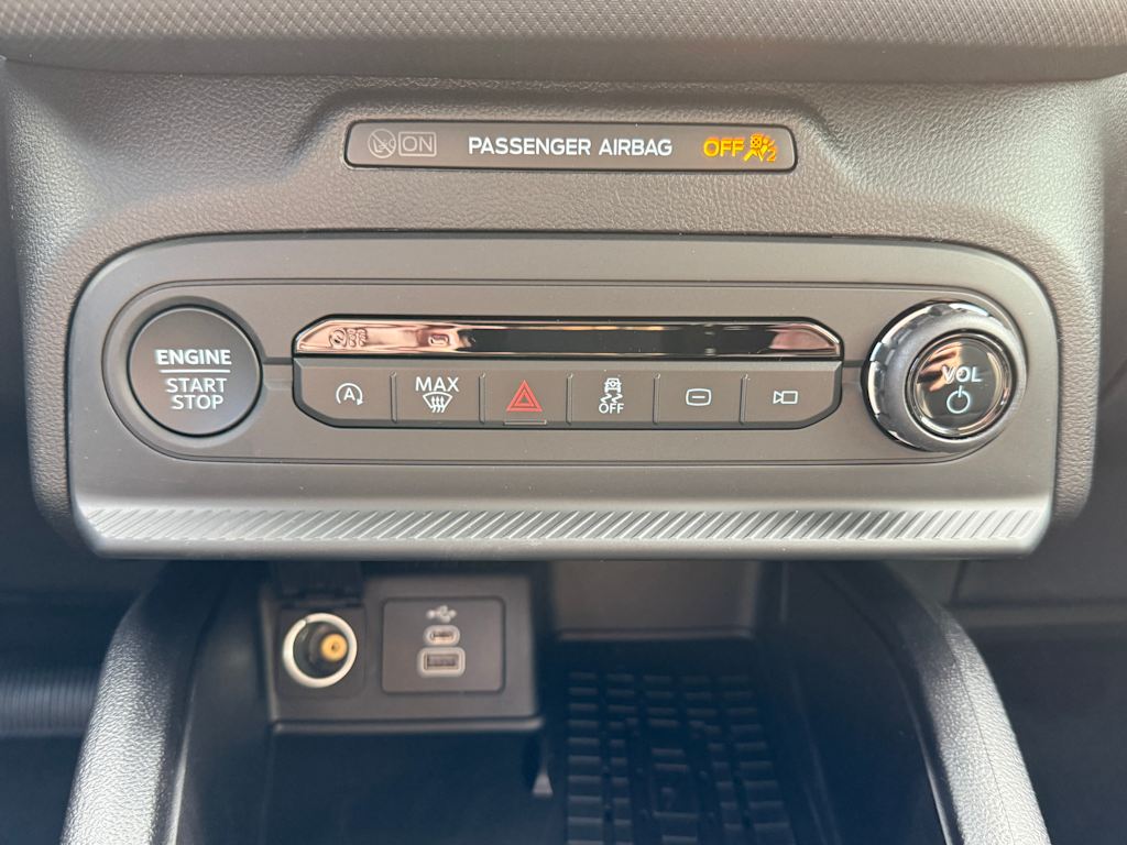 Thumbnail: 2025 Ford Bronco Sport - 22