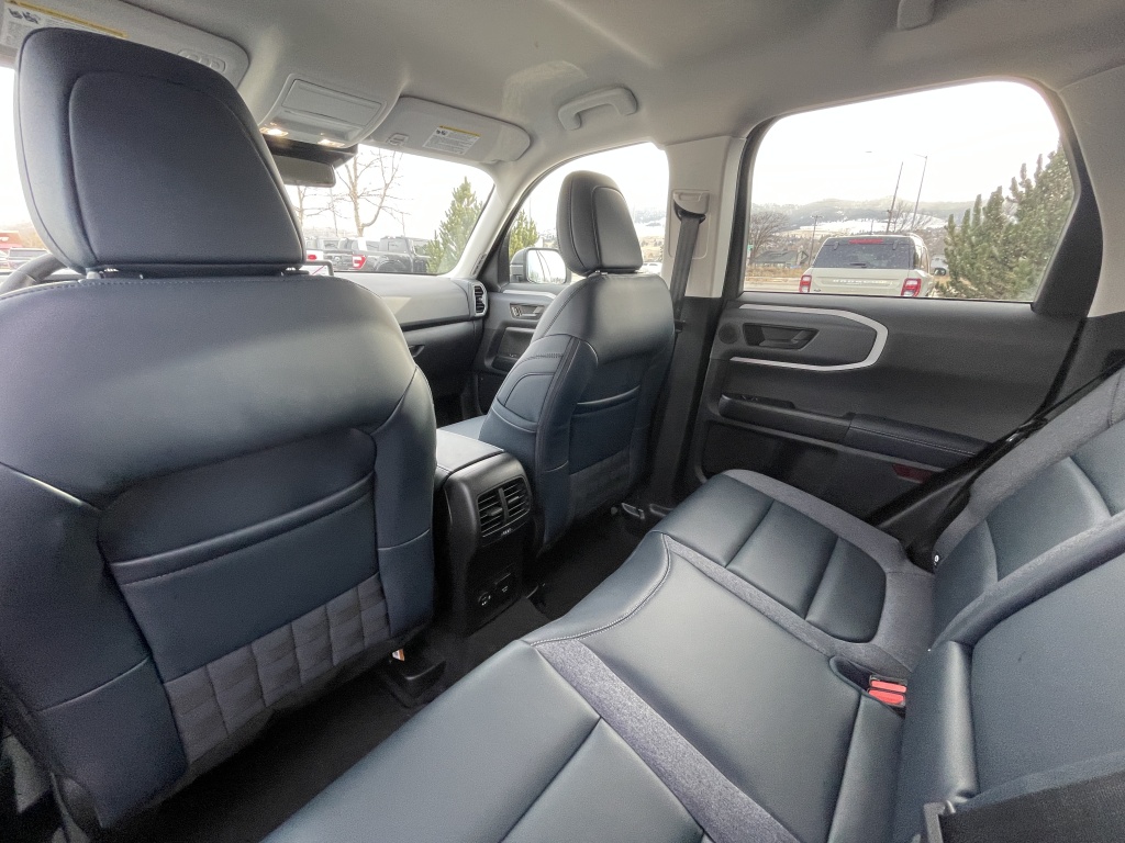 2024 Ford Bronco Sport Outer Banks 25