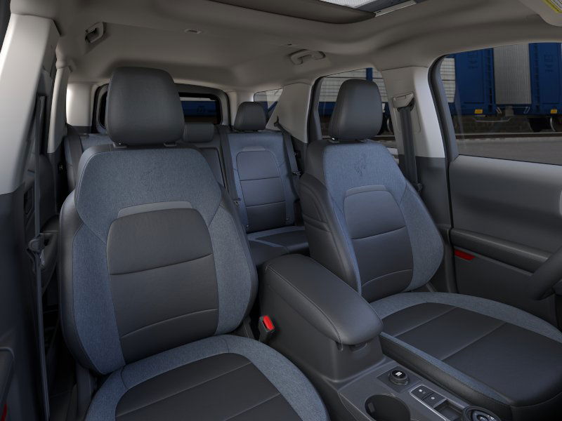 2025 Ford Bronco Sport Outer Banks 8