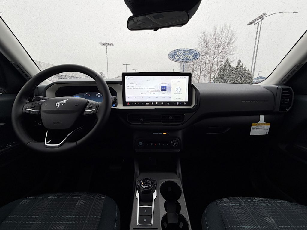 Thumbnail: 2025 Ford Bronco Sport - 11