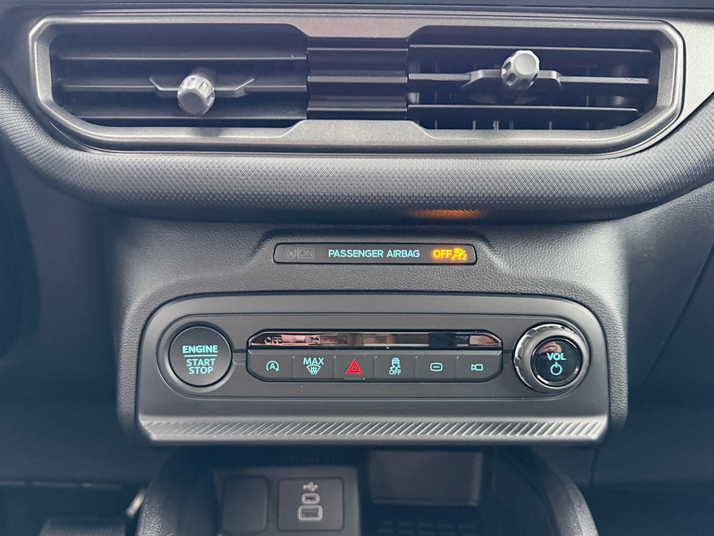 Thumbnail: 2025 Ford Bronco Sport - 22