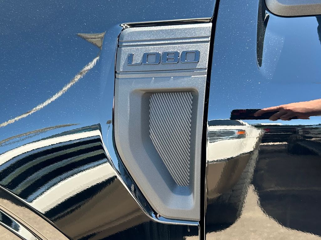 Thumbnail: 2025 Ford Maverick - 25