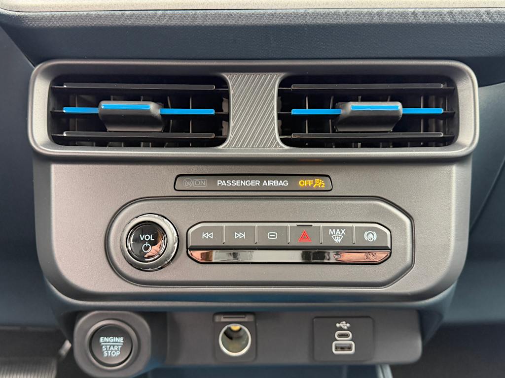 Thumbnail: 2025 Ford Maverick - 22