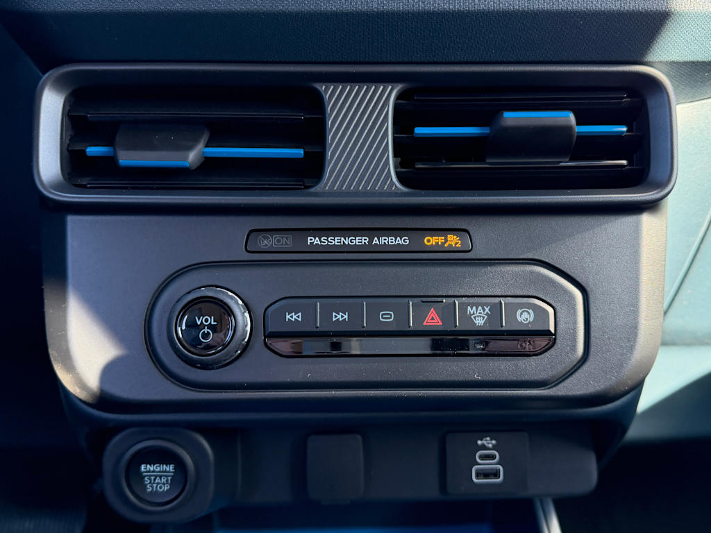 Thumbnail: 2026 Ford Maverick - 22