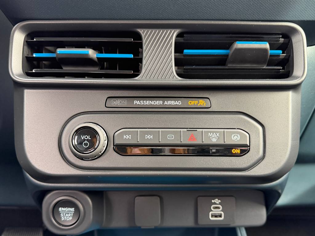 Thumbnail: 2026 Ford Maverick - 21