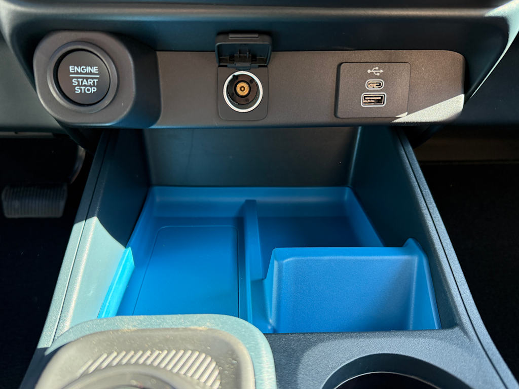 Thumbnail: 2025 Ford Maverick - 23