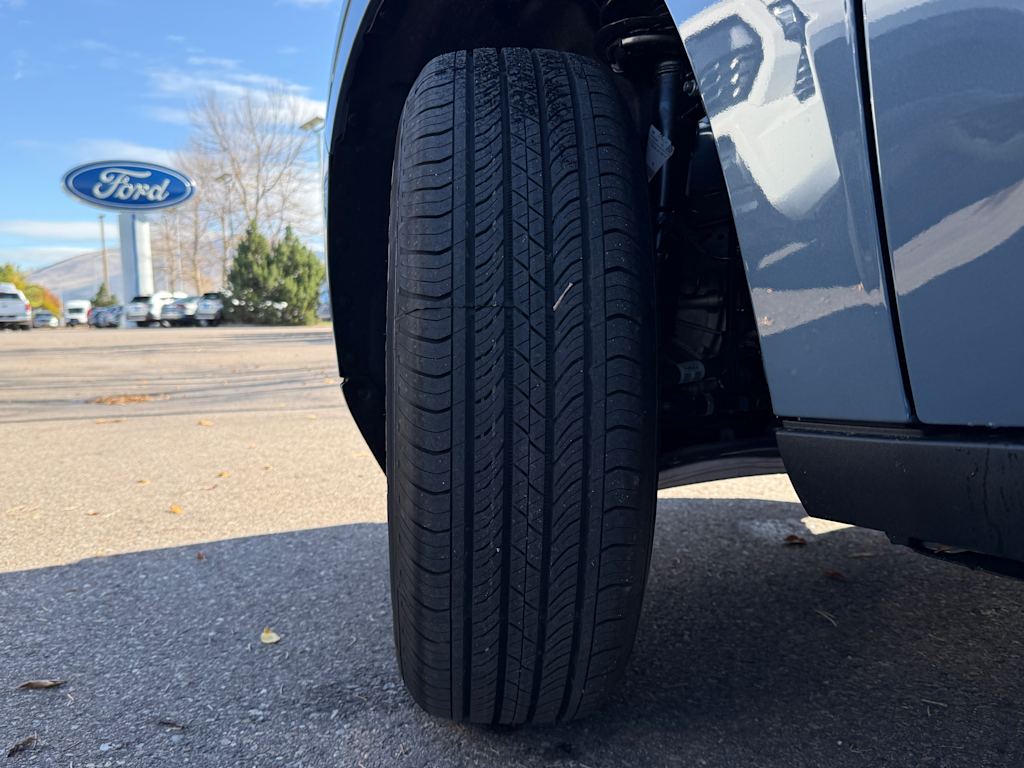 Thumbnail: 2025 Ford Maverick - 28