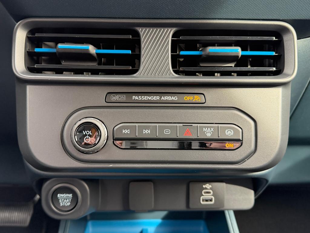 Thumbnail: 2026 Ford Maverick - 22