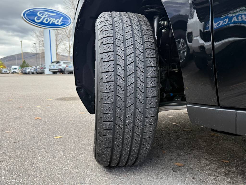 Thumbnail: 2025 Ford Maverick - 30