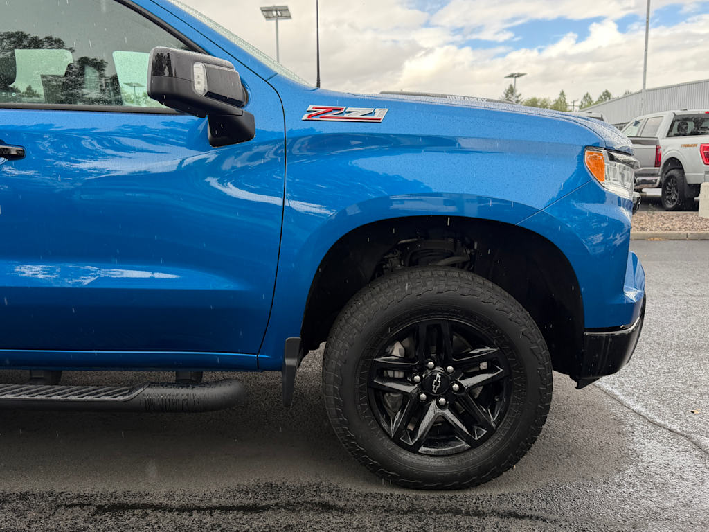 Thumbnail: 2023 Chevrolet Silverado 1500 - 7