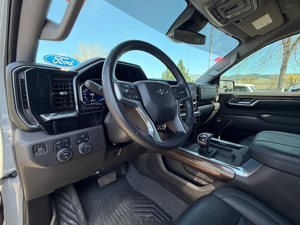 Thumbnail: 2024 Chevrolet Silverado 1500 - 2