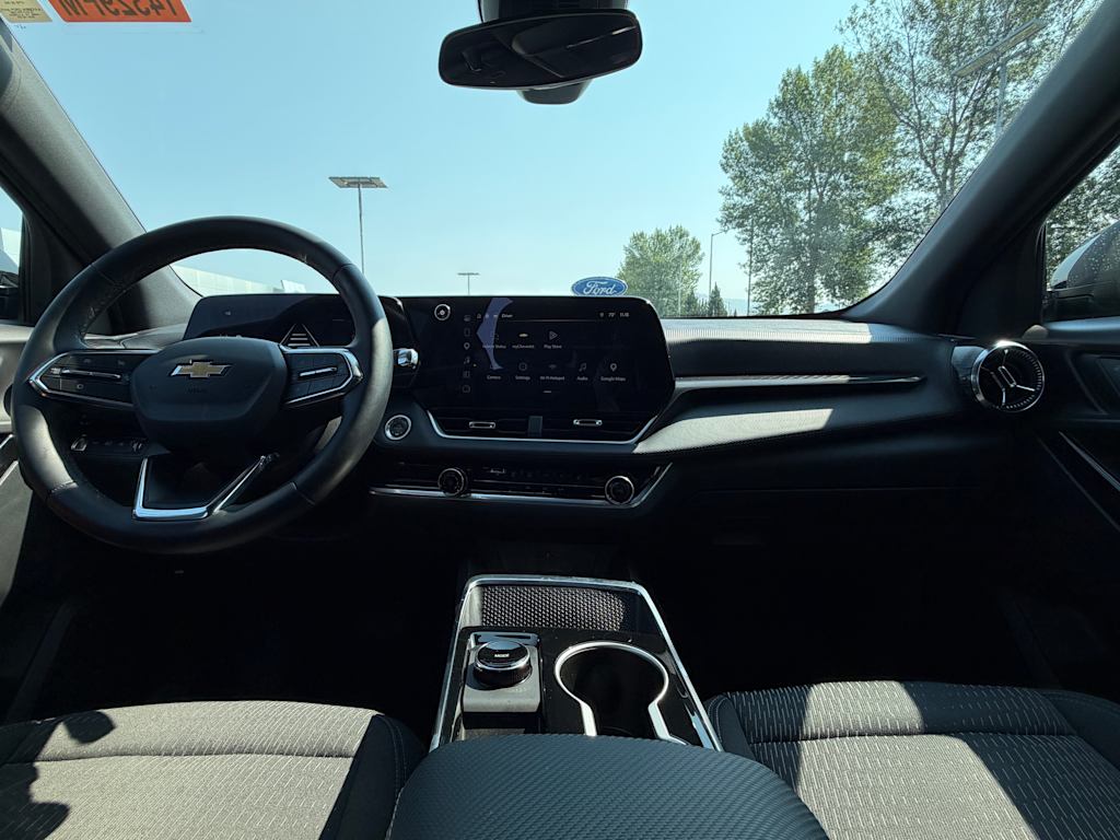 Thumbnail: 2026 Chevrolet Equinox - 10