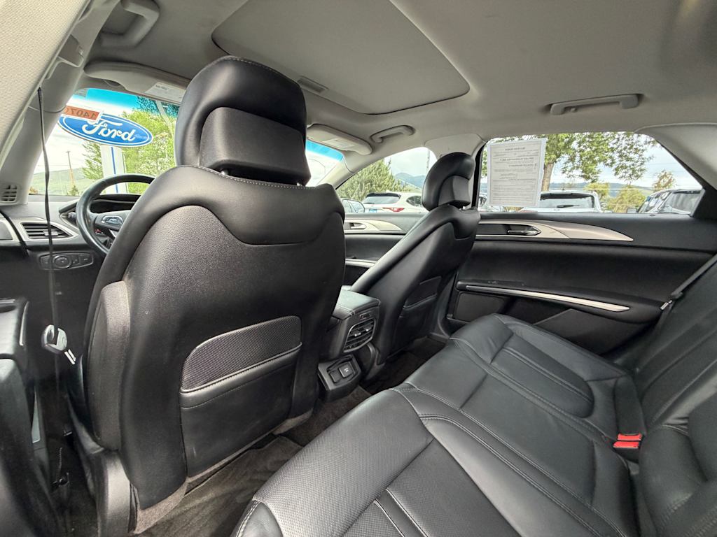 Thumbnail: 2016 Lincoln MKZ - 28