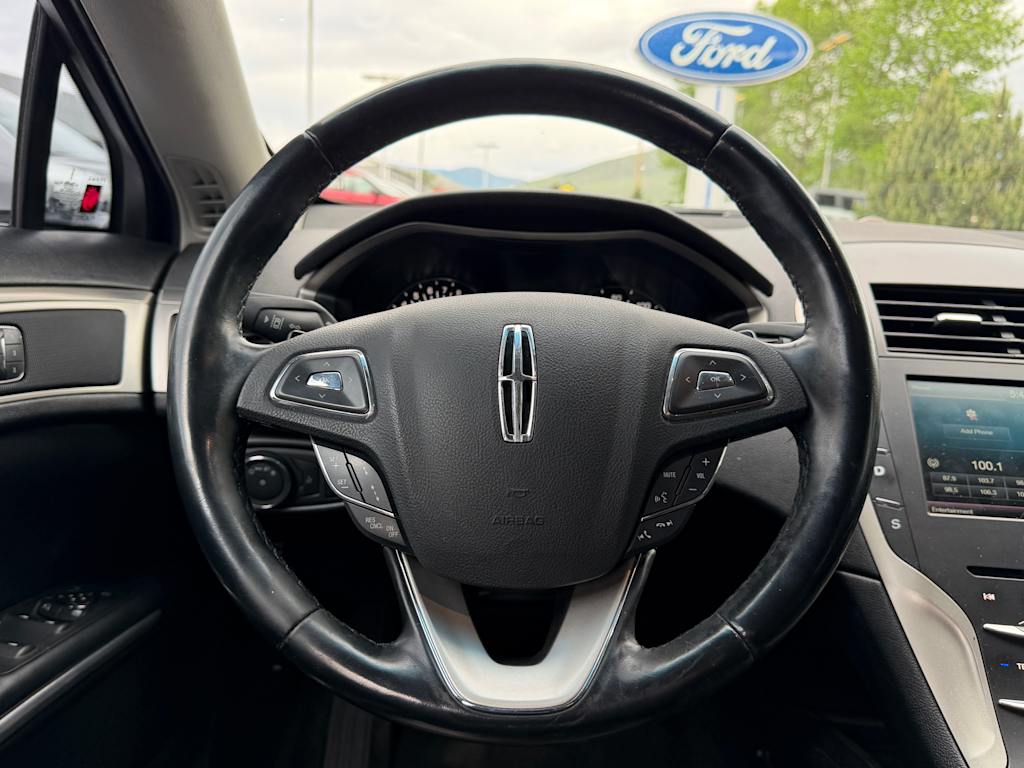 Thumbnail: 2016 Lincoln MKZ - 6